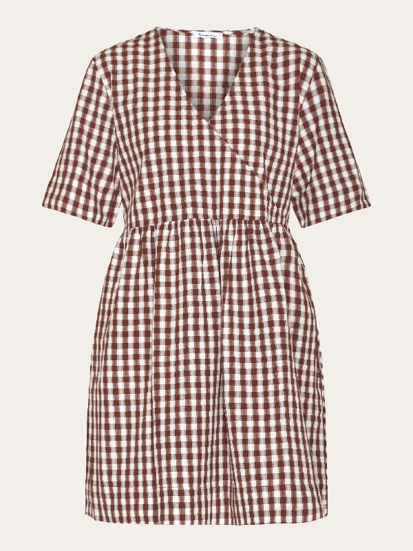 Cross over A-shape seersucker checkered dress - GOTS/Vegan - Brown check